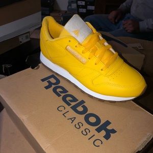 Cl leather woman rebook